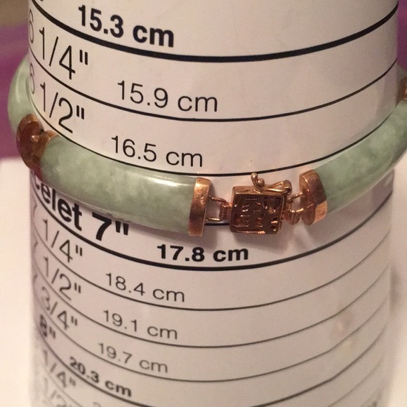 Jade and 14K Yellow Gold Bracelet - Picture 3 of 5